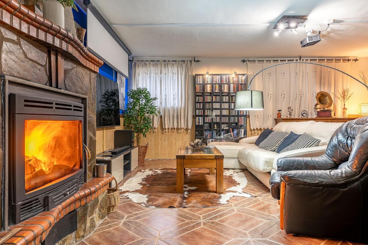 Casa De Amigos La Latina Con Piscina, Chimenea Y Barbacoa Villa Illora ภายนอก รูปภาพ